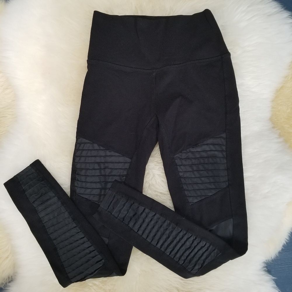 ALO YOGA High Waist Moto Leggings